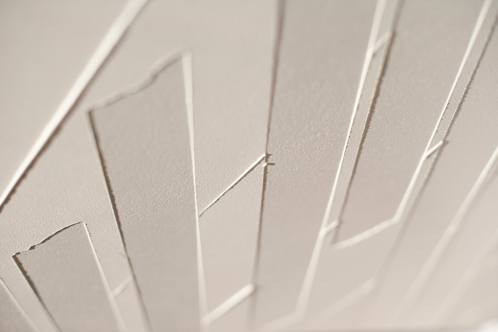 CINIER-ECUME-Detail-white-color-2400x1600-1.jpg