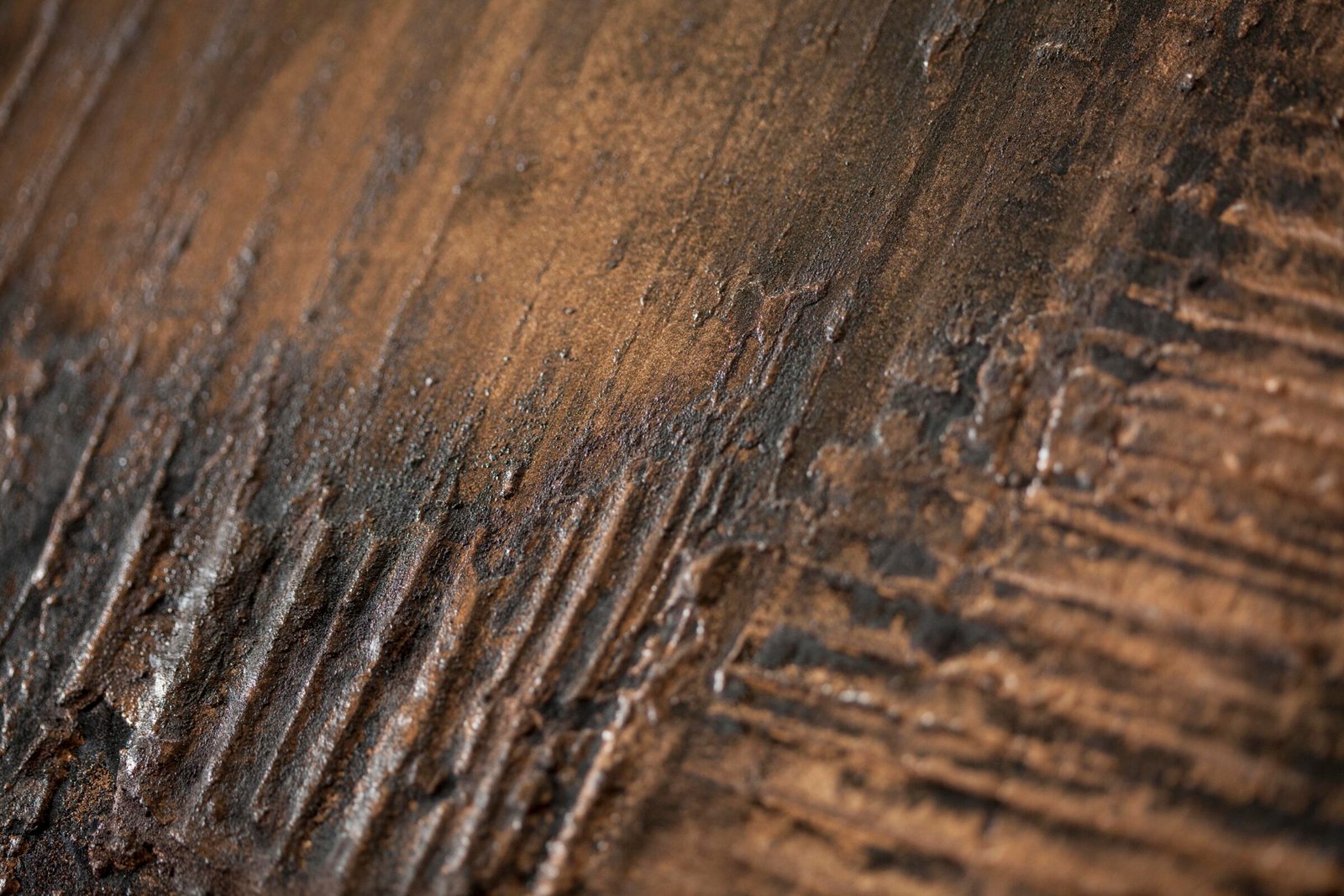 CINIER-Granit-cuivre-et-Noir-Dore-Detail3-2400x1600-1.jpg