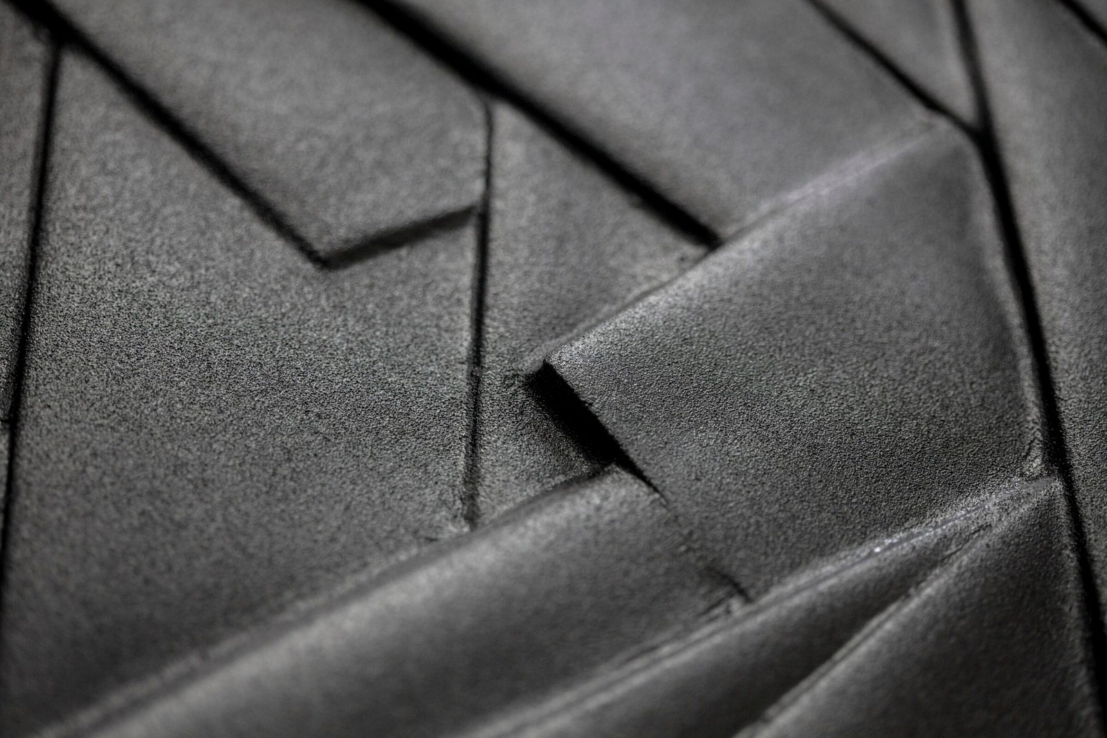 Detail-Edo-bain-black-2-2400x1600-1.jpg
