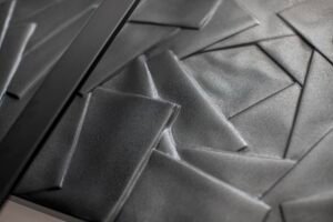 Detail-Edo-bain-black-2400x1600-1.jpg