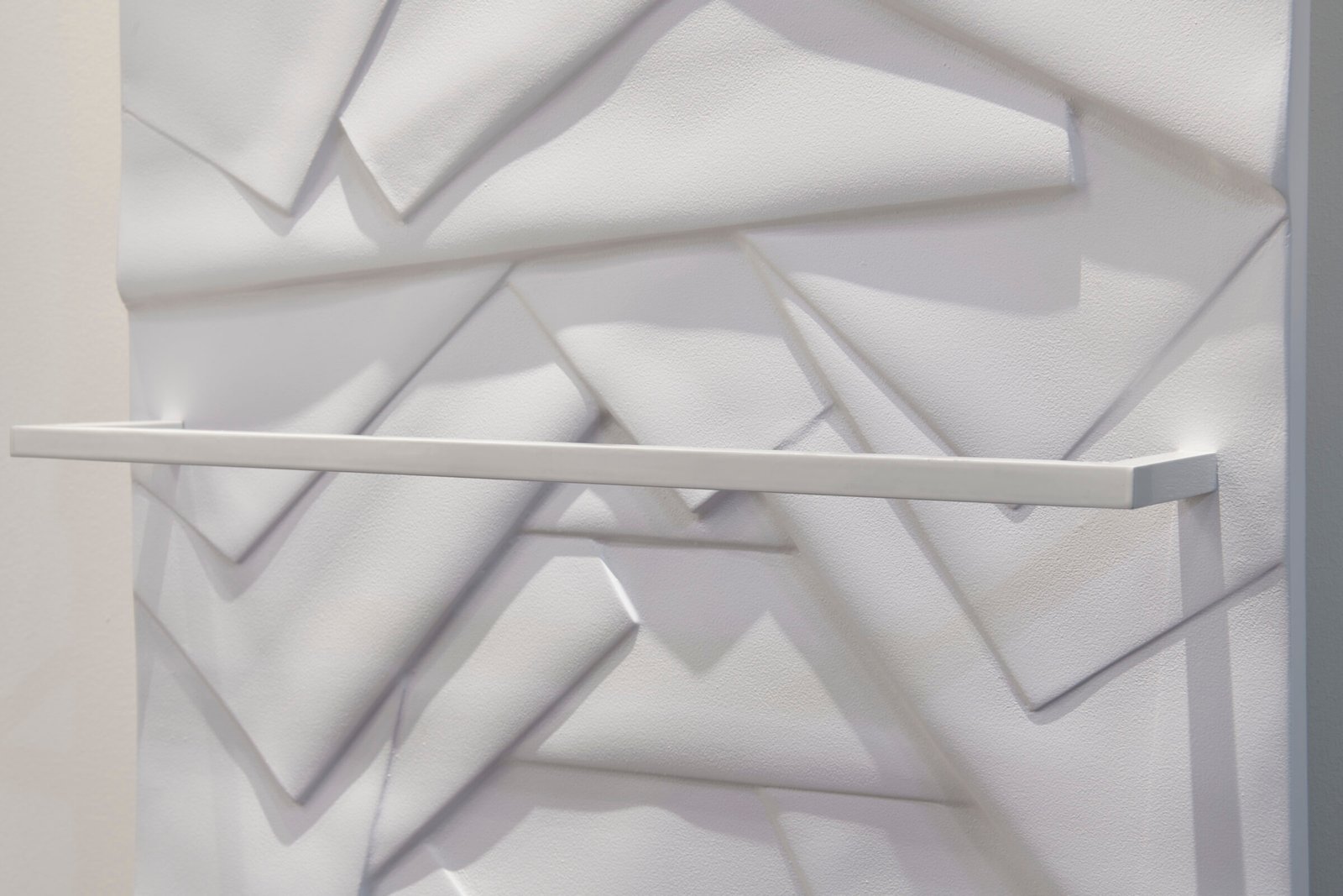 EDO-BAIN-avec-barre-blanche-SOUFFLANT-Cinier-Detail-3-2400x1600-1.jpg