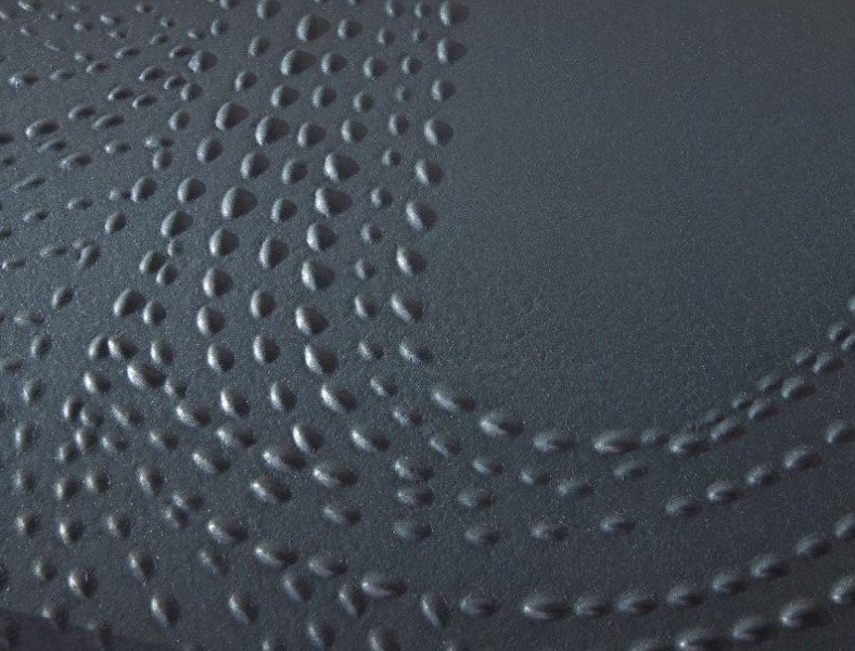 Fleur-deau-avec-3-pateres-chromees-Dornbracht-Cinier-detail-1-bd-683x1024-1.jpg