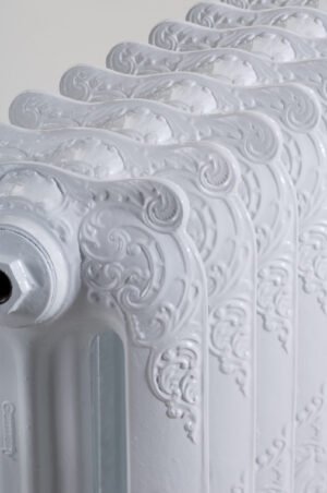 VOLTAIRE-47-Glossy-White-detail-1594x2400-1.jpg