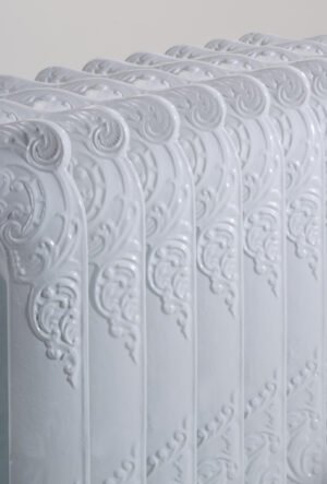 VOLTAIRE-47-Glossy-White-detail-3-1625x2400-1.jpg